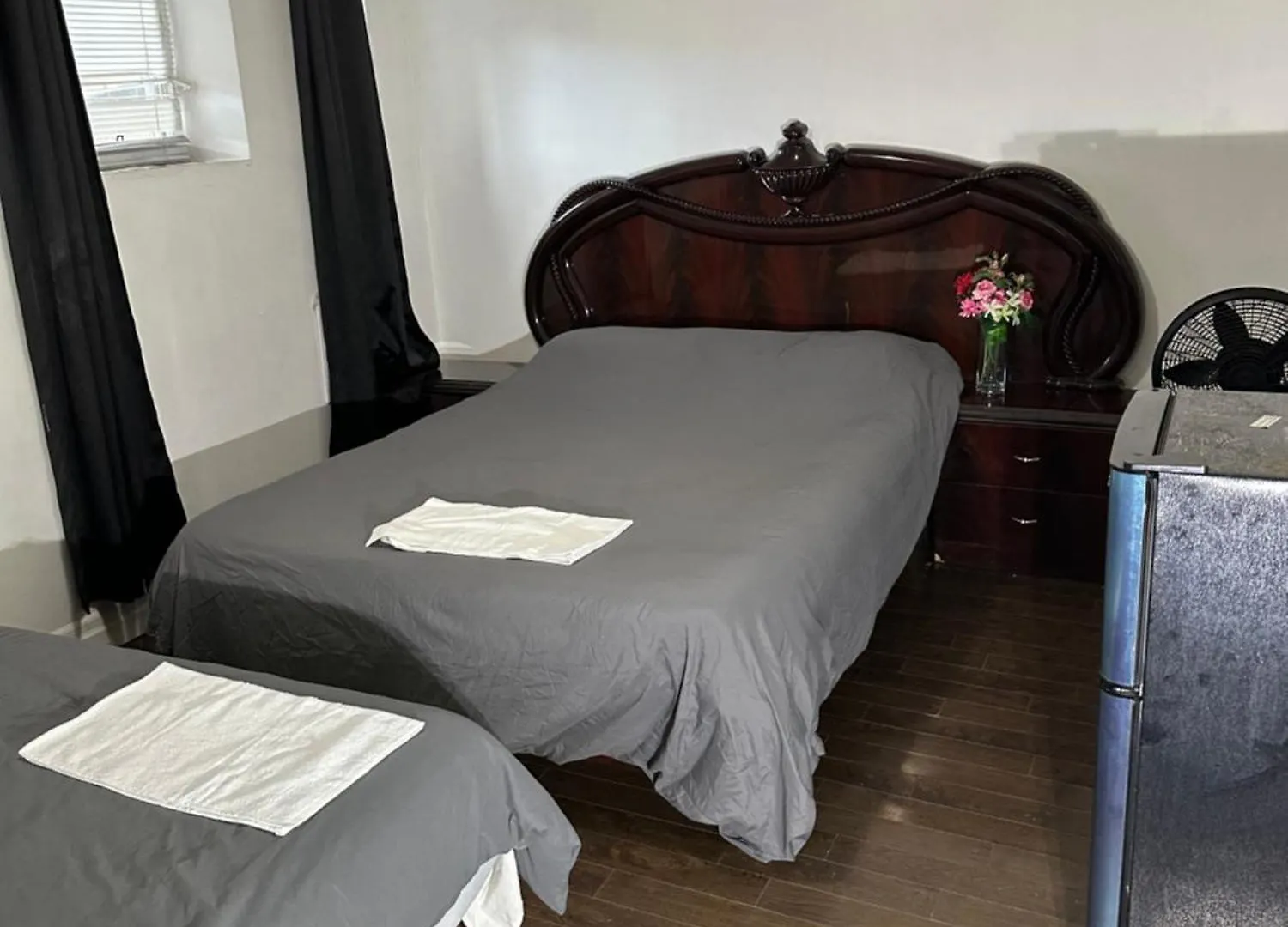 Lower Loft Suite -Space Share Toronto